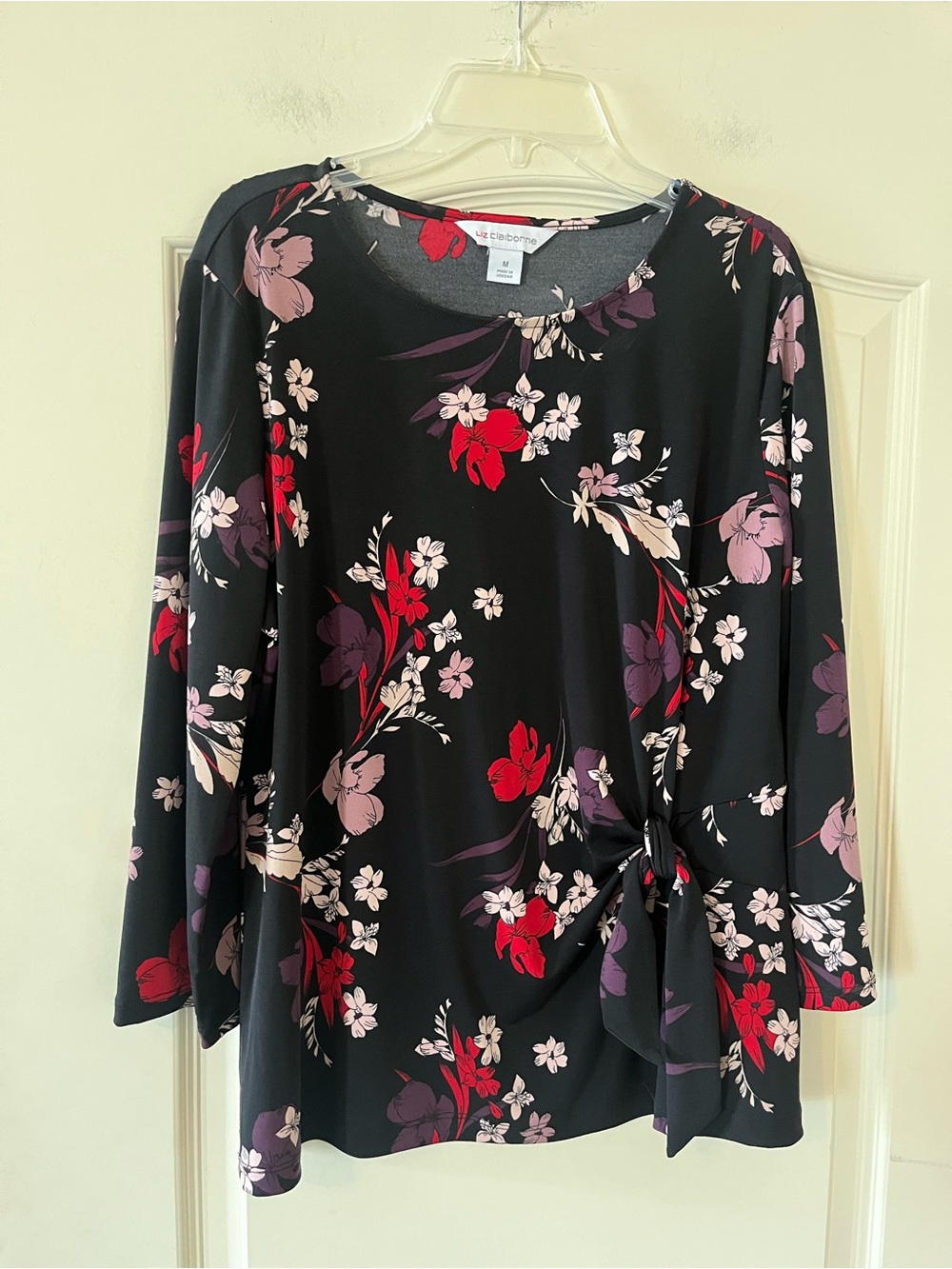 Liz Claiborne Black Floral Tie-Waist 3/4 Sleeve Top Women’s size Medium